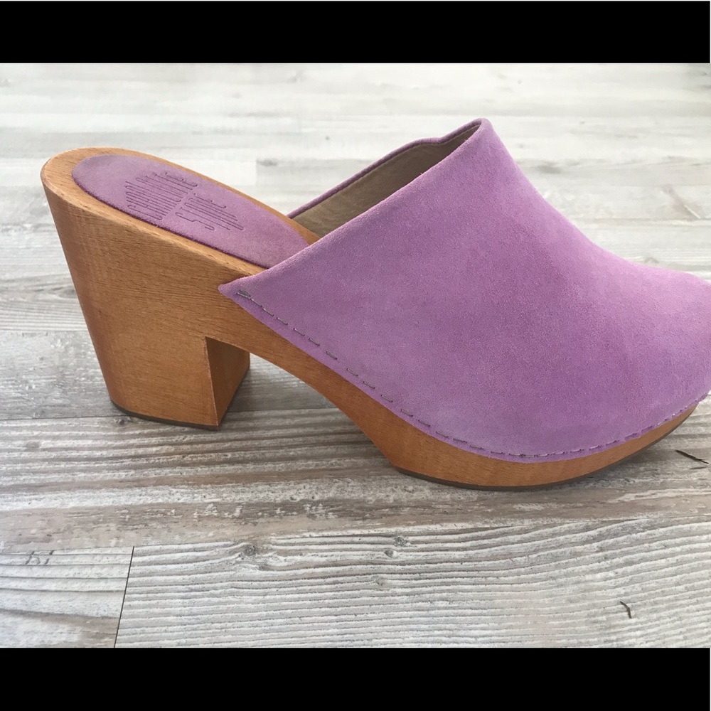 Charlotte Stone Lilac Clogs